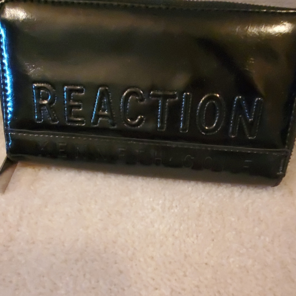 Reaction Kenneth Cole Black Ladies Wallet